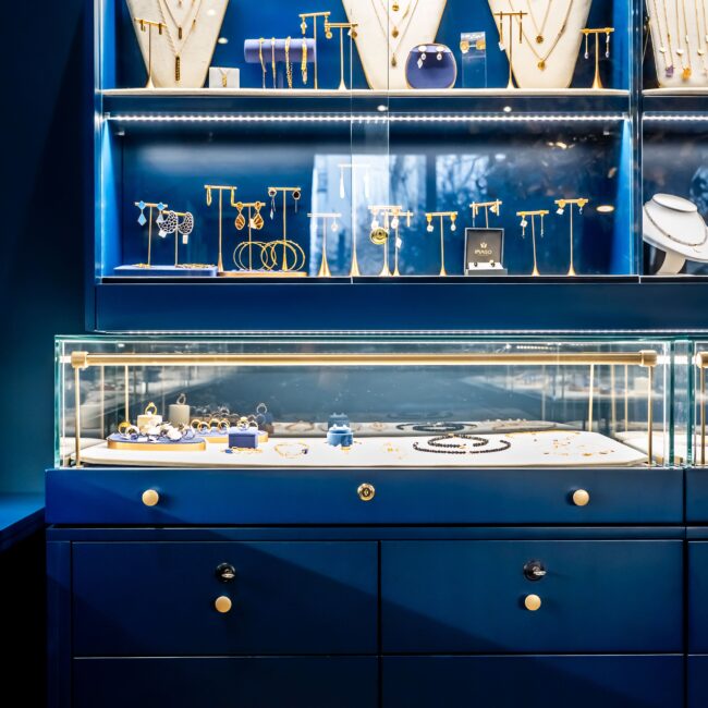 Witryna szklana jubilerska