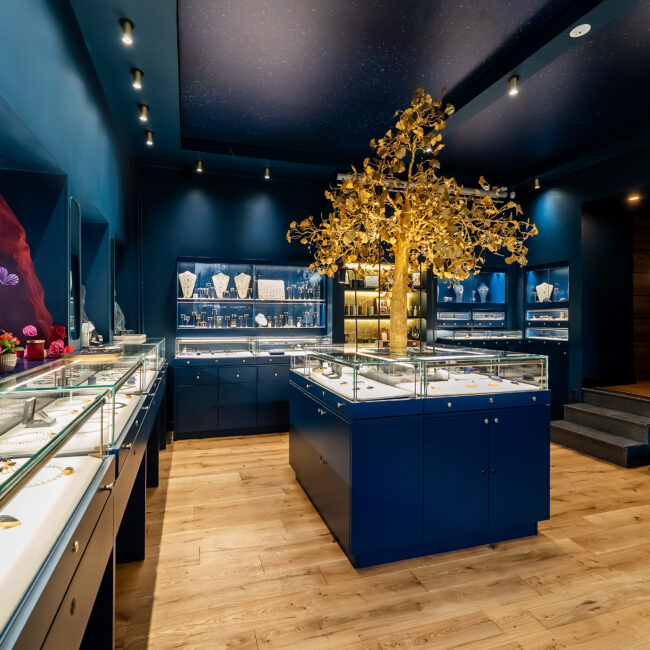 Witryny ekspozycyjne LED